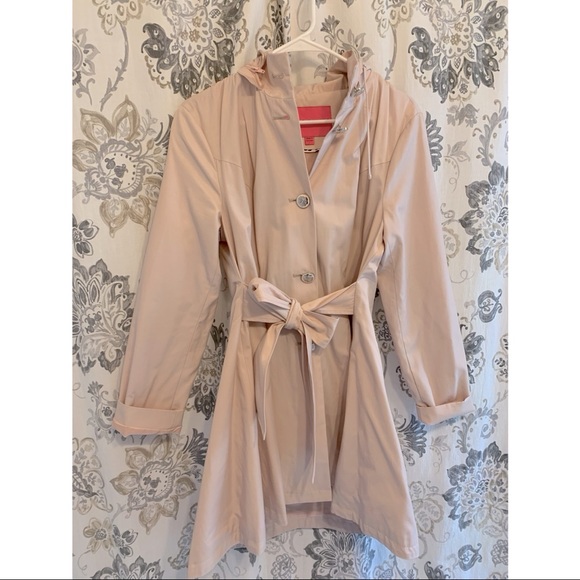 Betsey Johnson Jackets & Blazers - Betsey Johnson Light Trench coat